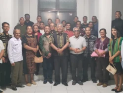 PMI Sabu Raijua Apresiasi Pendonor Darah Aktif, Wabup Thobias Uly Sebut Mereka Pahlawan Kemanusiaan